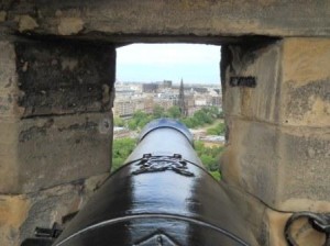 20130621-Edinburgh Castle-大砲-Web